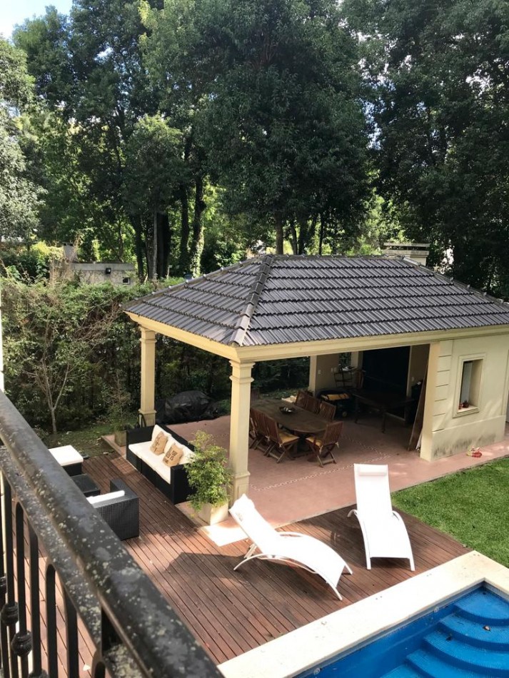 Importante casa a la venta en Fincas de Iraola