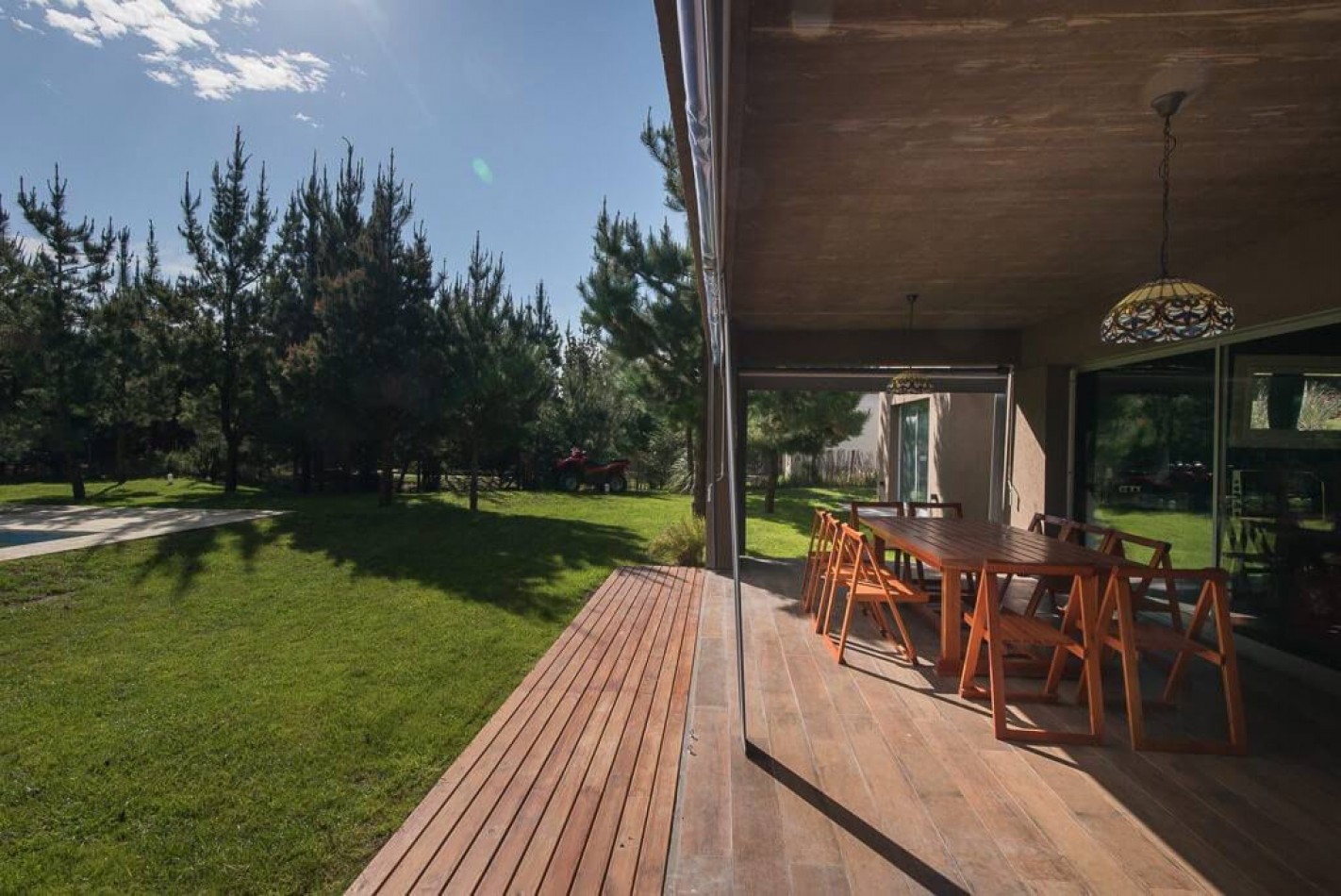 Casa Moderna en una planta en Costa Esmeralda