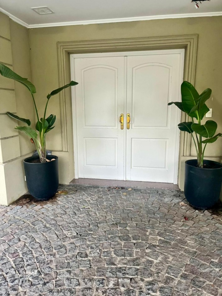 Importante casa a la venta en Fincas de Iraola