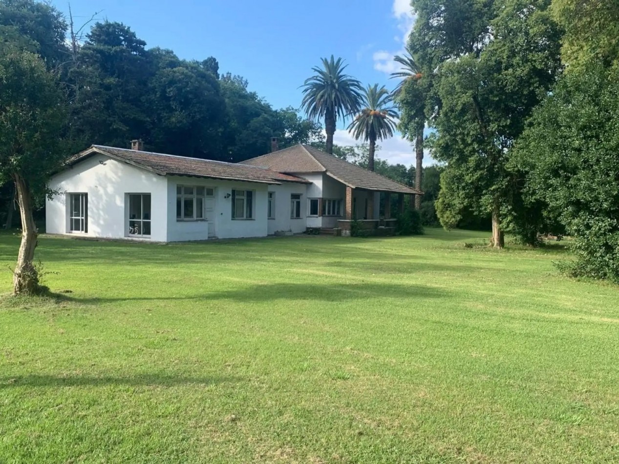 Casa Quinta en Venta - 2,76 Ha - Pileta Climatizada - Apto Desarrollo - Abasto / San Carlos