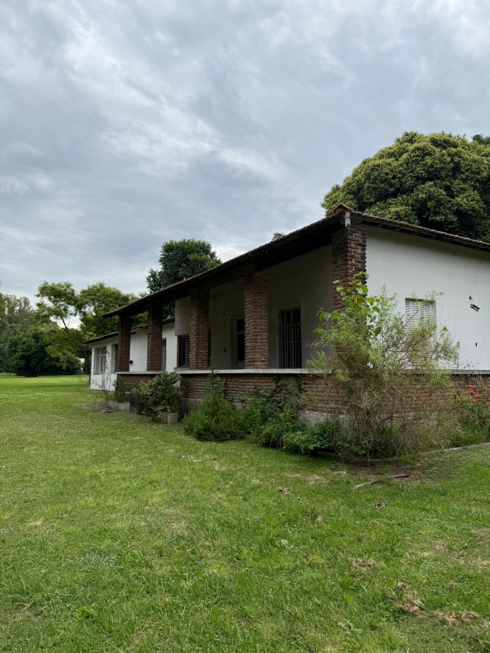 Casa Quinta en Venta - 2,76 Ha - Pileta Climatizada - Apto Desarrollo - Abasto / San Carlos