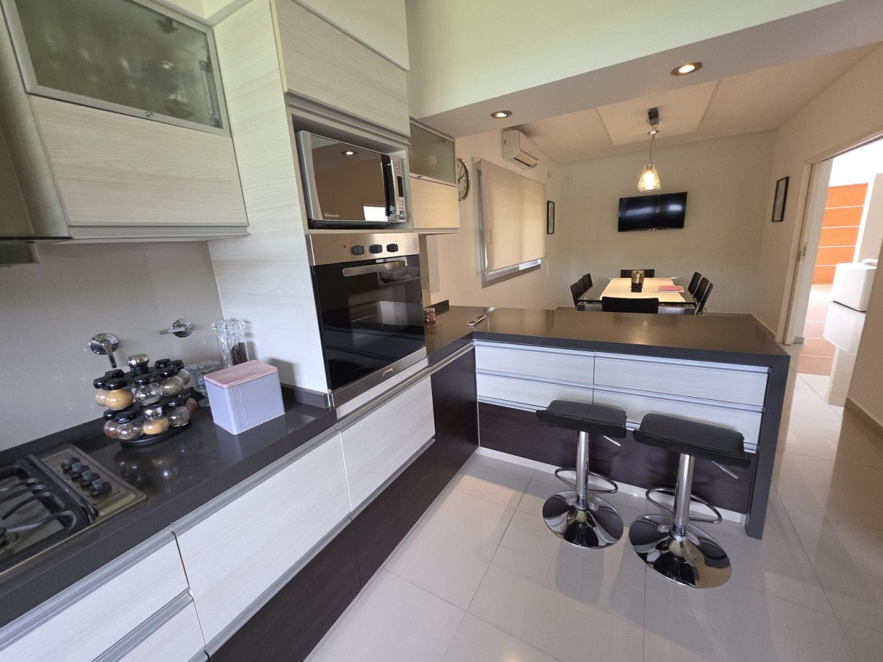 Altos de Hudson - Espectacular casa en venta