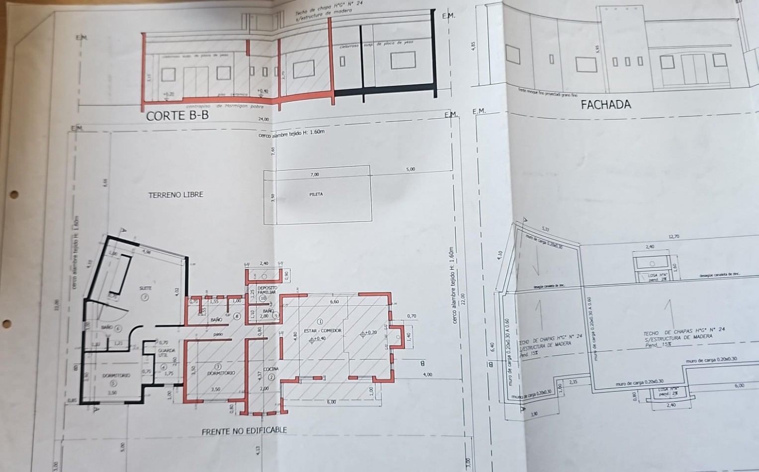 Casa en El Carmencito con pileta y lote adicional independiente