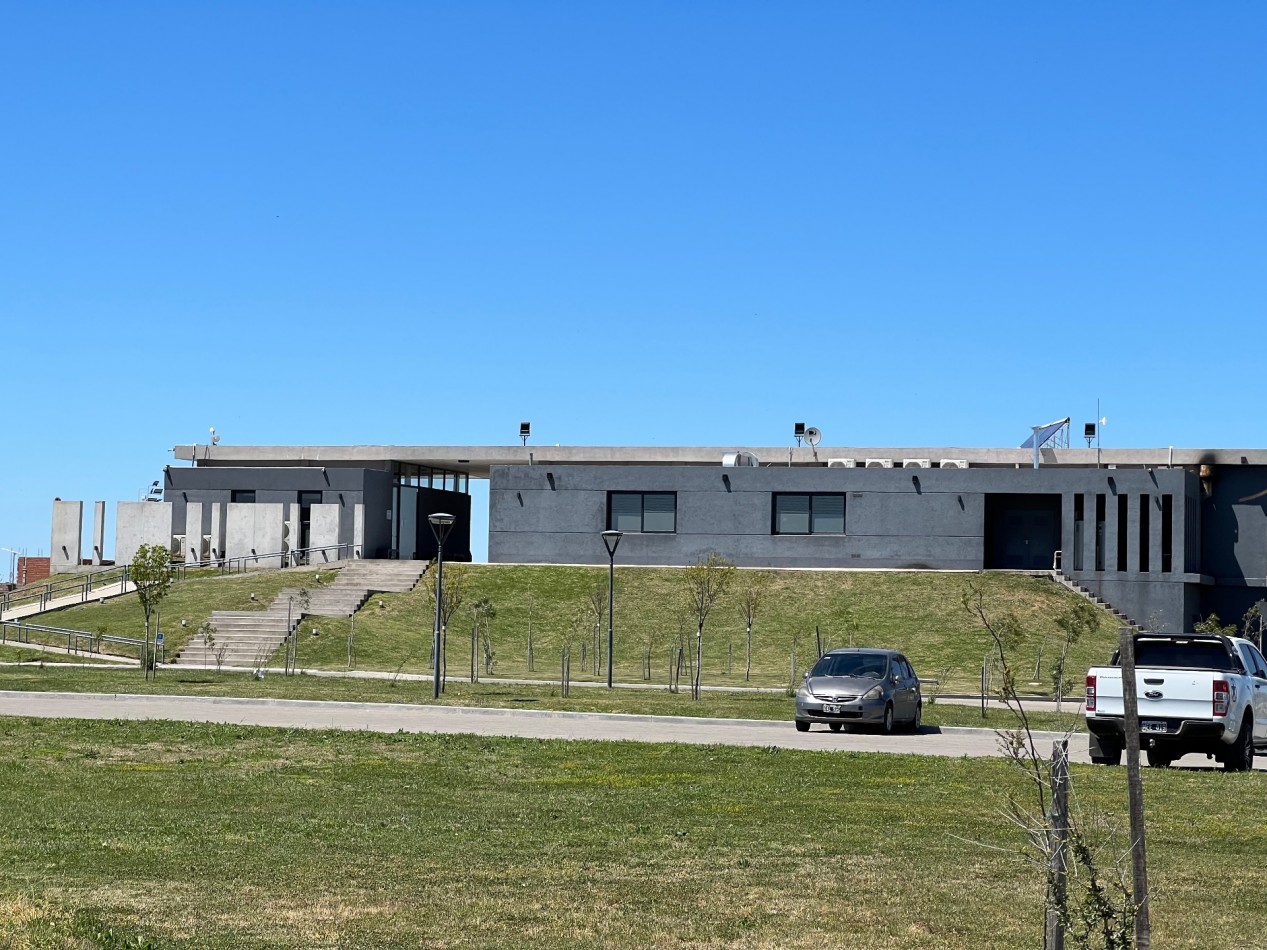 LOTE | 709 M² | FONDO A LAGUNA | ORIENTACION NO | SECTOR CONSOLIDADO | PUEBLOS DEL PLATA