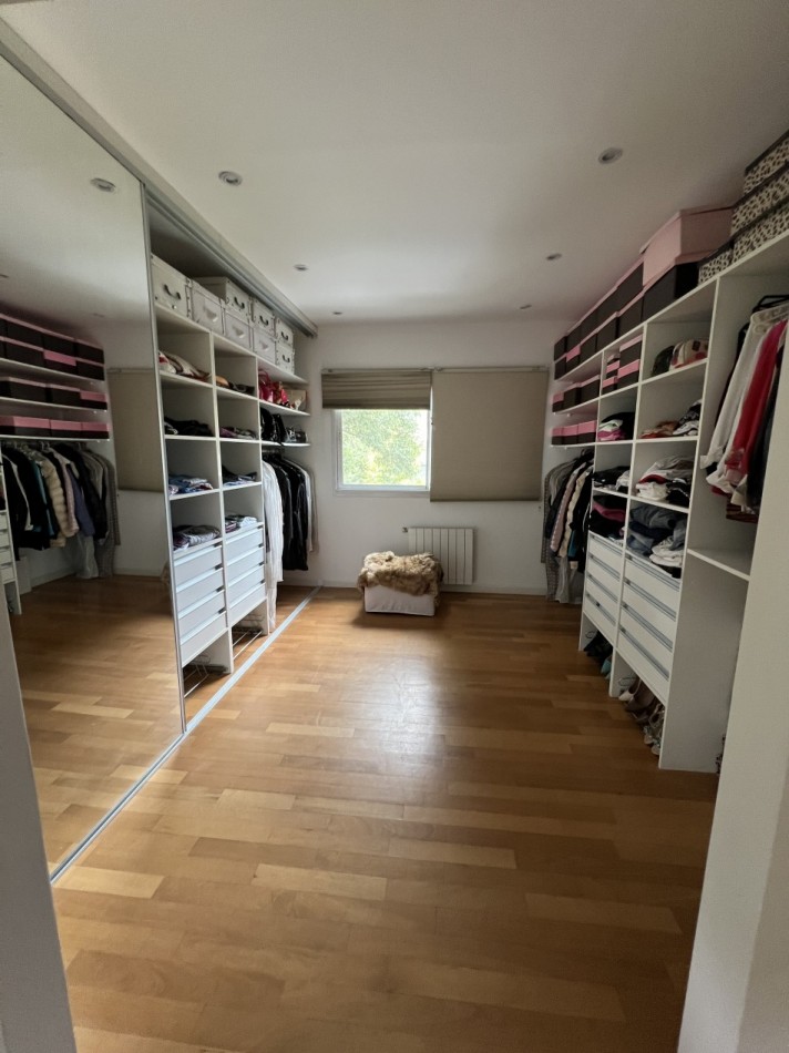 Importante casa a la venta en Fincas de Iraola