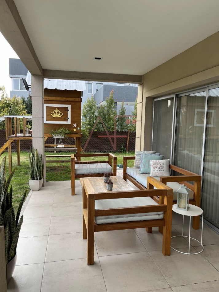 Barrio las Golondrinas - Casa a la venta