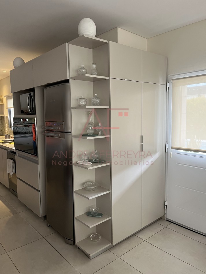 Barrio las Golondrinas - Casa a la venta