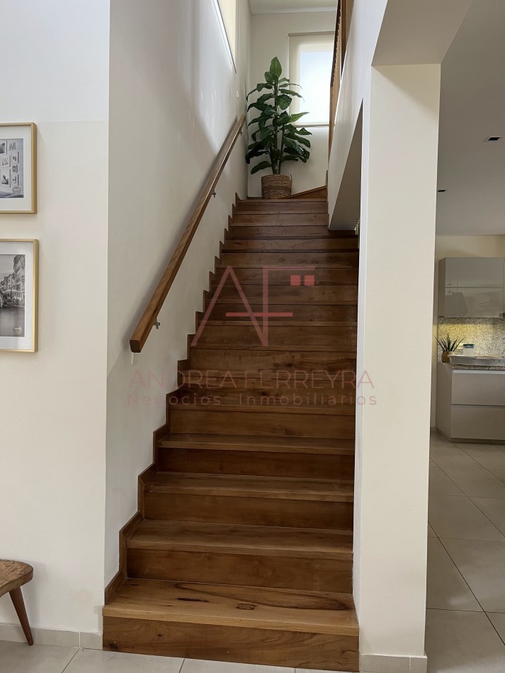 Barrio las Golondrinas - Casa a la venta