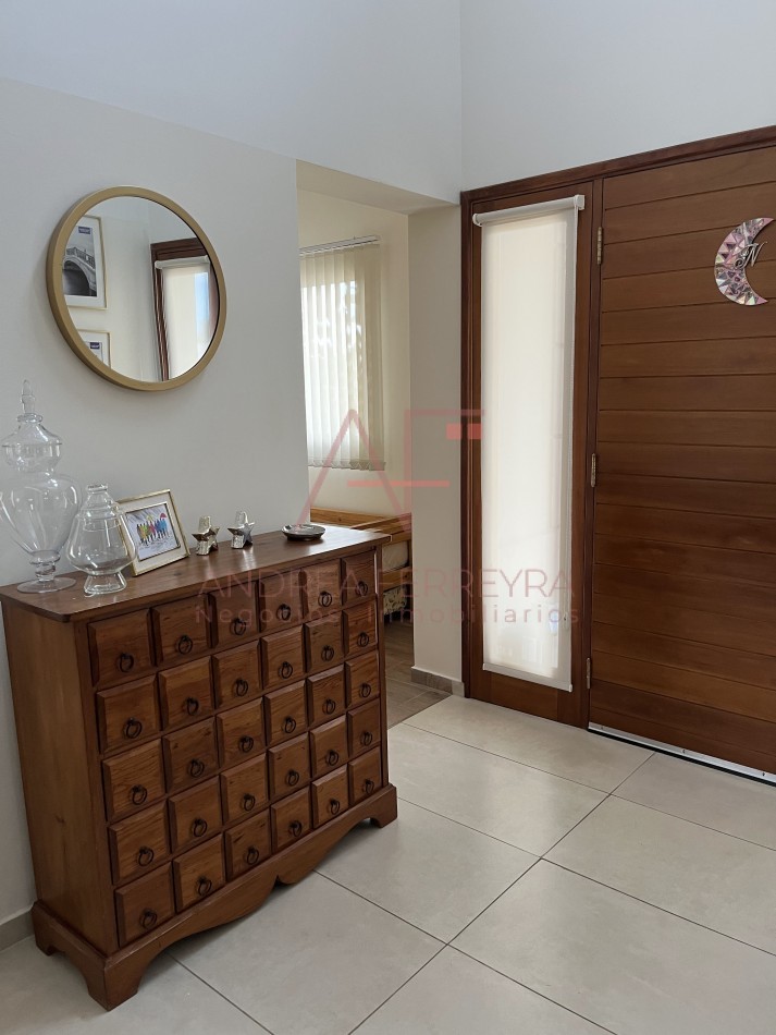 Barrio las Golondrinas - Casa a la venta