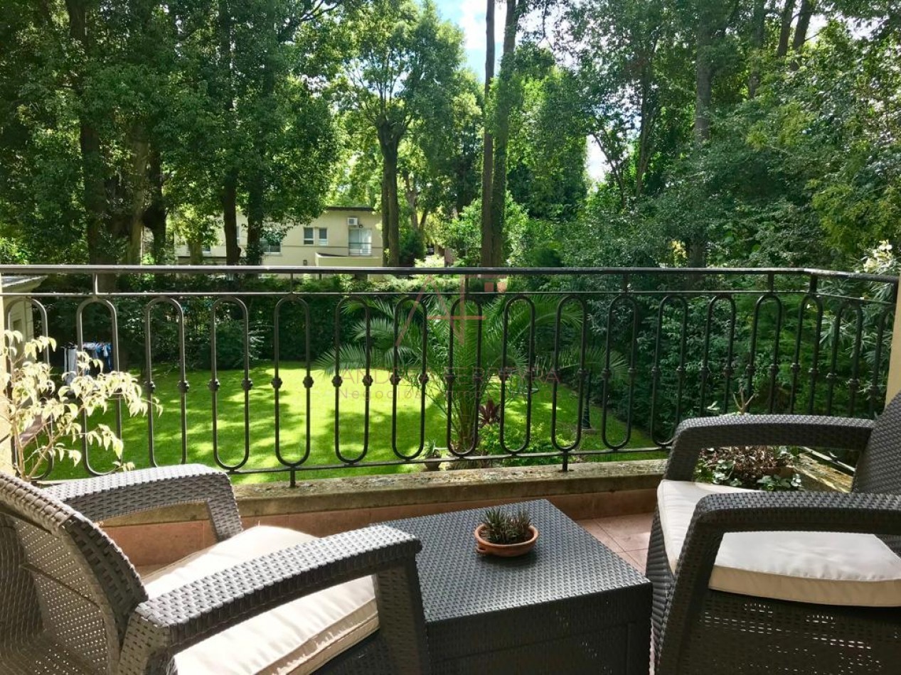 Importante casa a la venta en Fincas de Iraola